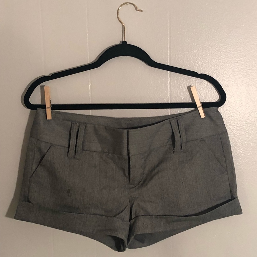 Grey shorts